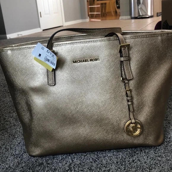 SOLD - Picture 1 of 3